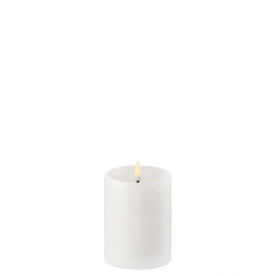 Immagine di Piffany Copenhagen Uyuni Lighting Candela a LED Pillar con stoppino profondo, 7,8 x 10,1 cm, in vera cera, colore bianco, funzione timer 6 ore, nessun rischio di incendio, nessuna formazione