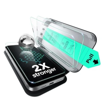 Immagine di ESR Pellicola Vetro temperato per iPhone 16e/ 14/ 13 Pro/iPhone 13, Protezione di livello militare, Durezza 9H, a copertura totale con supporto UltraFit, 3 Pezzi