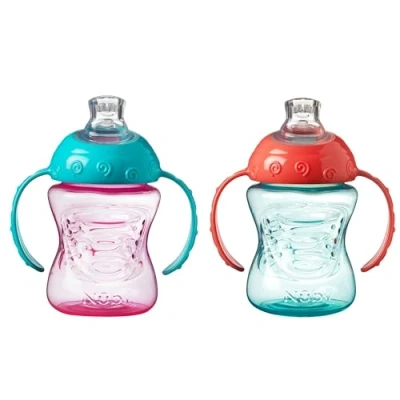 Immagine di Nuby Grip N Sip Tazza da allenamento con manico, beccuccio morbido e a prova di schizzi, 240 ml, adatta partire dai 4 mesi (confezione 2, rosa/arancione)
