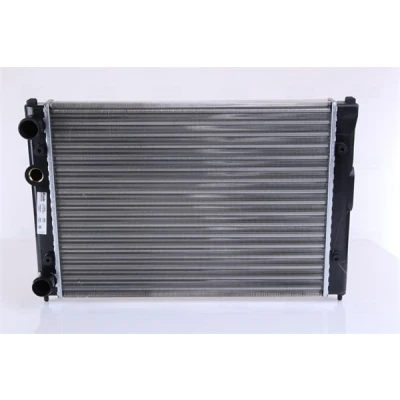Immagine di NISSENS 639981 Radiatore motore Alluminio 433 322 34 Alette di raffreddamento montate meccanicamente SEAT: Ibiza 2