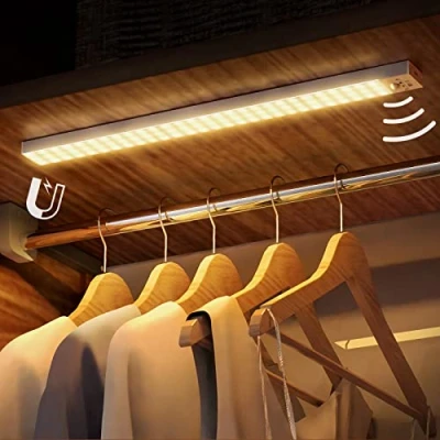 Immagine di OUILA Luce Led Sottopensile Cucina 43cm, 2500mAh, 4 Modalità con Sensore Movimento,3000K, Armadio per Scale Corridoio Garage Letto