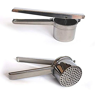 Immagine di Tagliapasta.com Strumento per passatelli professionale in acciaio inox 18/10. Art. C540
