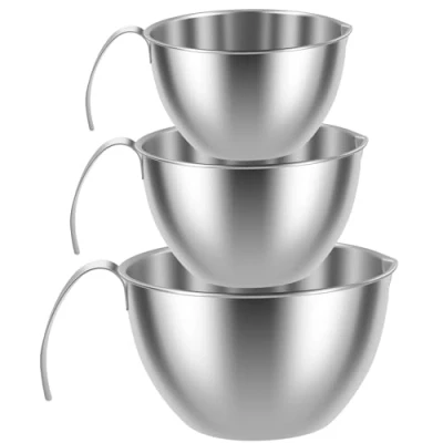 Immagine di Set di 3 ciotole per mescolare in acciaio inox con beccuccio e coperchio, salvaspazio, 250/400/700 ml, metallo cucinare la preparazione degli alimenti