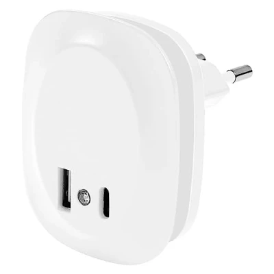 Immagine di LEDVANCE Lunetta Edge Socket Night Light, White, 0.35W, 10lm, luce bianca calda, sensore di diurna, nessione USB a e C, tecnologia LED, funzionalità ricarica, lunga durata, IP20, 3000K