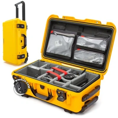 Immagine di Nanuk 935 Custodia rigida impermeabile con organizer e divisore imbottito, colore: Giallo