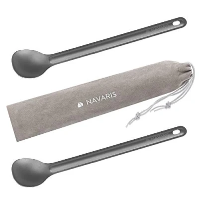 Immagine di Navaris Set 2X Cucchiai da Campeggio in Titanio Posata Extralunga Cucchiaio Ultra Leggero per Camping Trekking Picnic Custodia Inclusa