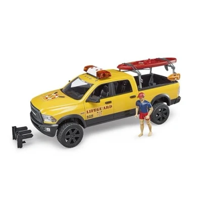 Immagine di bruder 02506 RAM 2500 Power Wagon Life Guard con figura, pagaia stand up e modulo luci suoni, servizio di salvataggio, bagnino
