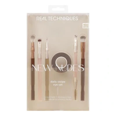 Immagine di Real Techniques New Nudes Daily Swipe Eye Kit, 7 Piece Set