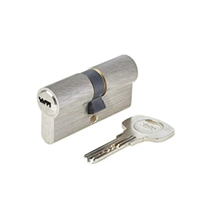 Immagine di Yale Db 30X30 Ni YC1000+ Cilindro di Serratura Estraibile, 6 perni, Esterna, Interna, Porta d&#039;ingresso, 4 Chiavi reversibili, nichelato