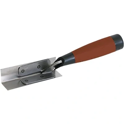 Immagine di Frattazzo ad angolo interno Marshalltown con manico DuraSoft, in acciaio inox, per cartongesso e intonacatura, dimensioni cazzuola: 108x38 mm
