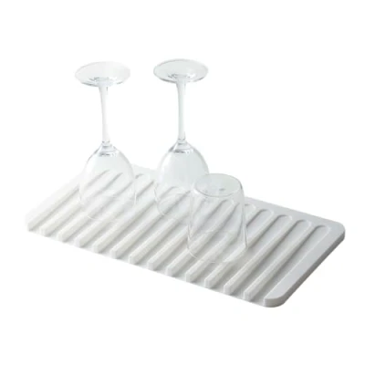 Immagine di yamazaki 7445 FLOW Vassoio scolapiatti in Silicone, bianco, minimalista, 38 x 20 1.2 cm