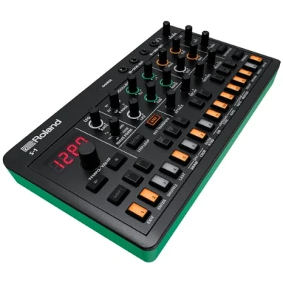Immagine di Roland AIRA Compact S 1 Tweak Synth Micro Polysynth Ultra Portatile con Funzionalità Avanzate Ispirato all&#039;SH 101 Controllo del Suono D Motion Sezioni Oscillator, Envelope, Filter &amp; LFO