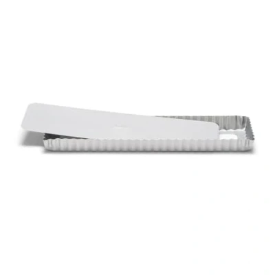 Immagine di Patisse 3567 Teglia per quiche con fondo staccabile 35 x 11 2,5 cm, argento