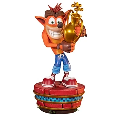 Immagine di First4Figures F4F Crash Team Racing Nitro Fueled Winner Statue (46cm) (CRASHWST)