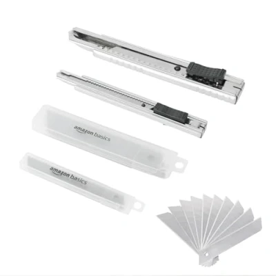 Immagine di Amazon Basics Taglierino multiuso autobloccante, con corpo in lega di zinco, confezione da 2 pezzi 20 lame SK5 extra per tagli precisione, Argento