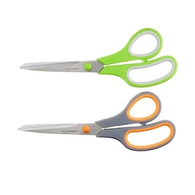 Immagine di Amazon Basics Forbici da ufficio multiuso, con impugnatura confortevole, rivestite in PVD, acciaio inossidabile, confezione 2, Multicolore