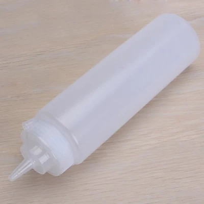Immagine di Generic Flacone dispenser per salse, in plastica, 71 cl, colore bianco