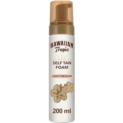 Immagine di Hawaiian Tropic Self Tanning Foam Light/Medium, Autoabbronzante in Mousse per Pelli Chiare/Medie, Formato 200 ml, con Aloe Vera E Vitamina