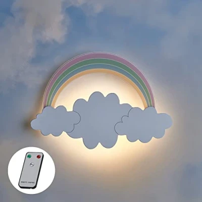 Immagine di Lights4fun Applique Murale Arcobaleno e Nuvola di 18 LED Bianchi Caldi a Pile per Arredo Cameretta Bimbi