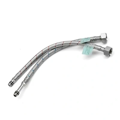Immagine di Xcel Home TM flessibile con 2 raccordi M10 1/2&quot;, lunghezza 300 mm, raccordo maschio corto, per rubinetti monoblocco / miscelatori di cucine, codice prodotto: FPM10 300S(X1)