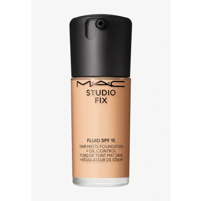Immagine di MAC Studio FIX Fluid SPF15 Fondotinta, Taglia: 30 ml, C4