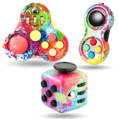 Immagine di Steemjoey 3Pcs Fidget Toys Giocattolo, Cubo Antistress, Pad Controller Riduttore, Ansia Relief Giocattoli, Toy Giocattolo con Le Dita, Regalo per Adulti Bambini (Colore)
