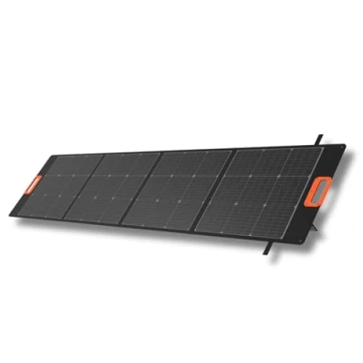 Immagine di Yard Force Pannello solare portatile e pieghevole USB da 200 W per escursioni, campeggio, roulotte all&#039;aperto LXSPP20