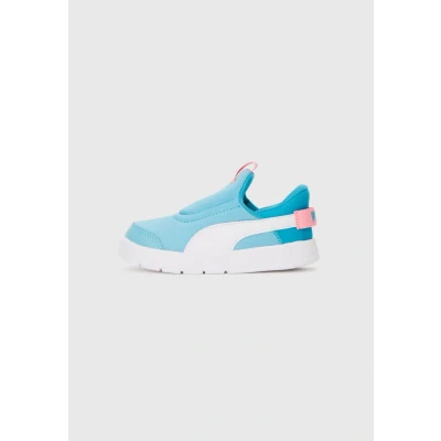 Immagine di Puma Courtflex V3 Sliptech Unisex Scarpe da corsa su strada per bambini, Taglia: 26, Aqua/white/pinkscape