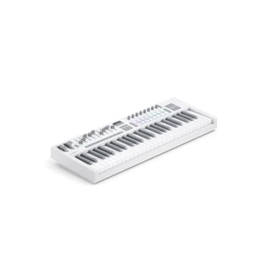 Immagine di Novation Launchkey 49 [MK4] — Controller MIDI USB a tastiera da tasti semipesati, con integrazione per DAW. Modalità Accordo e Scala, 8 drum pad, arpeggiatore. Software di produzione inclusi