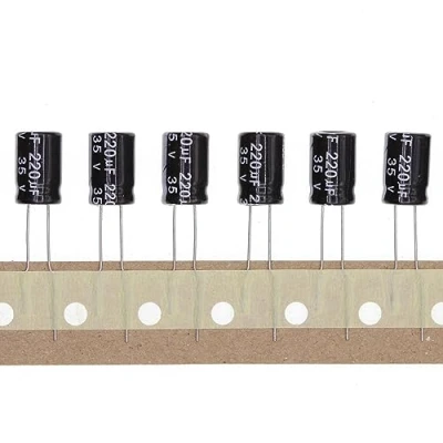 Immagine di 50 Pezzi 35V 220UF Condensatore elettrolitico in alluminio plug 8x12 8 * 12mm