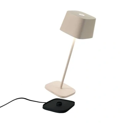 Immagine di Zafferano Lampada Ofelia, da Tavolo Ricaricabile e Senza Fili con Controllo Touch, Utilizzabile anche come Esterni, Dimmer, 2200 3000 K, Altezza 29 cm, Colore Sabbia