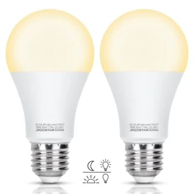 Immagine di Aigostar Lampadina con Sensore Crepuscolare, LED E27 A60 12W, Luce Calda 3000K, 1170 Lm, Accensione/Spegnimento Automatico Dall&#039;alba al Tramonto, Non Dimmerabile, Pacco da 2 Unità