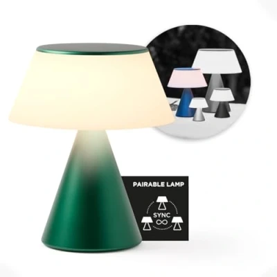 Immagine di Lexon LUMA L Lampada da comodino sensibile al tatto, luce notturna senza fili con funzione dimmer e sincronizzazione multilampada, 9 colori LED, ricaricabile, alloggiamento in alluminio, verde scuro