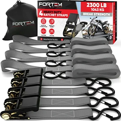 Immagine di FORTEM Cinghie a Cricchetto, Resistenza fino 1043 Kg, Set da 4 di Fissaggio 4,57 m, Maniglie Morbide, per Moto, Ganci in Metallo Rivestiti, Custodia Inclusa (Grigio)