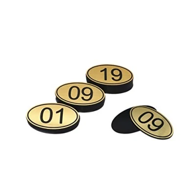 Immagine di Targhette numerate segnatavolo ovali in ABS con incisione, dimensioni: 30 x 50 mm, numeri: da 1 a 50, per pub, ristoranti, club 51 to 100 dorato