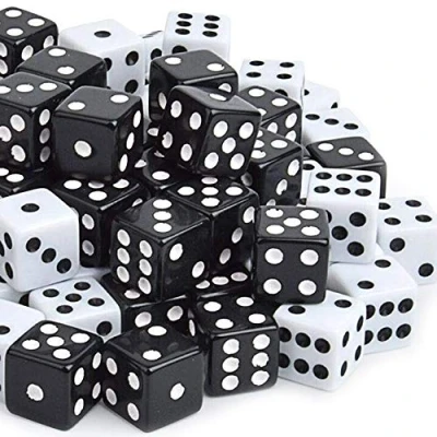 Immagine di Powerking Set di dadi,100 pezzi nero Bulk Game Dices per gioco dadi Tensies, da tavolo, matematica, bomboniera, angolo rotondo a 6 lati 16 mm (nero)