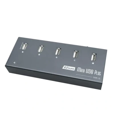Immagine di EZ DUPE 1:4 Duplicatore Chiavetta USB Clonatore di Memoria Flash Autonomo (Mini Plus MK2)