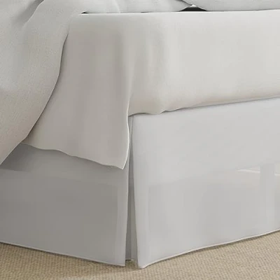 Immagine di levinsohn Microfiber Tailored Style Bed Skirt with Classic 14 inch Drop Length Stile Plissettato, Microfibra, Bianco, Queen