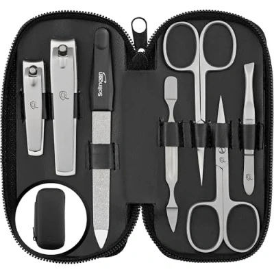 Immagine di Set manicure marQus Vincitore del confronto con il miglior rapporto qualità/prezzo Custodia in pelle artificiale pratica e morbida per unghie da 7 pezzi uomo donna