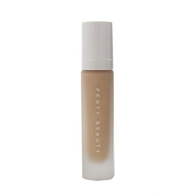 Immagine di Fenty Beauty Pro Filter Soft Matte Longwear 270 Medium Con Cool Peach Undertones Foundation 32ml