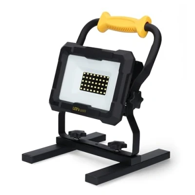 Immagine di LED&#039;s work 0300823 Faretto a LED per batterie da 18 V, 20 W, bianco freddo, compatibile con Bosch Professional, Makita, Metabo (CAS), Einhell