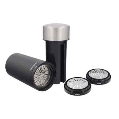 Immagine di Microplane Grattugia universale in acciaio inox con coperchio, ideale per formaggio, cioccolato, aglio, noci, semi, noce di cocco e spezie, strumento da cucina preciso facile usare