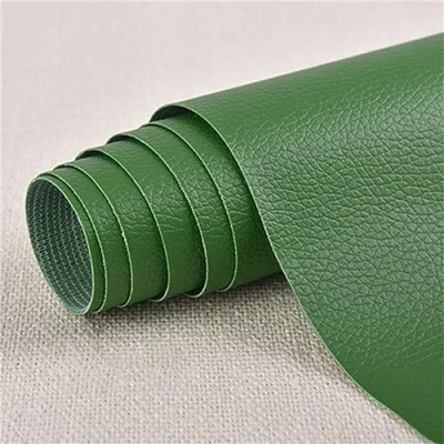 Immagine di 20 x 30 cmPatch di Riparazione in Ecopelle Adesiva per Riparazioni e Strappi Sedili Rammendare Un Divano o Poltrona Pelle, Giacca, Zaino,Strappi, Bruciature verde