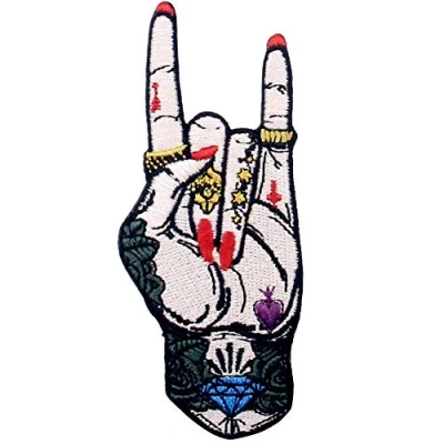 Immagine di Toppa ricamata da applicare con ferro stiro o cucitura, tema: Segno del dito di simbolo della mano tatuaggio rock and roll