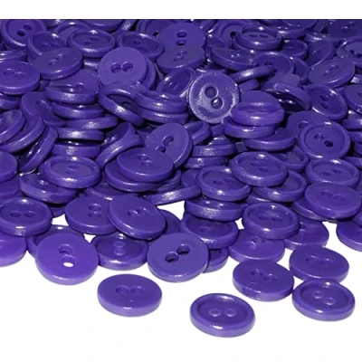 Immagine di AERZETIX C56322 Set di 100 Bottoni rotondi per cucito Ø11.5x2.2mm con 2 fori diametro apertura 2mm colore viola in plastica hobby creativo decorazione cucire merceria moda