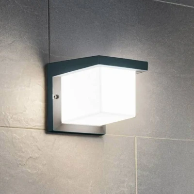 Immagine di EGLO Applique LED da esterno Desella a forma di cubo