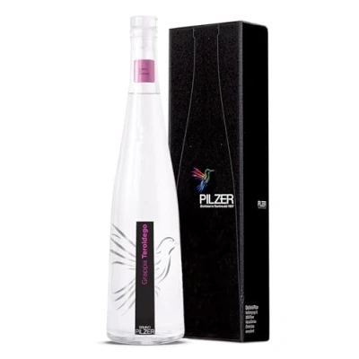 Immagine di Grappa Teroldego 50 Cl Con Astuccio 500 ml