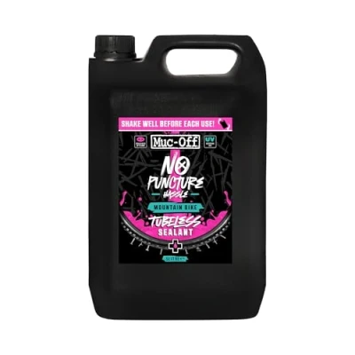 Immagine di Muc Off No Puncture Hassle Tubeless Sealant, 5 l Liquido Avanzato con Colorante Tracciante UV Lattice per Sigilla Strappi e Fori Fino a 6 mm
