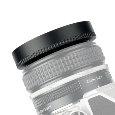 Immagine di JJC Paraluce a vite in metallo per obiettivo Nikon Nikkor Z 28 mm f/2.8, f/2.8 (SE) e 40 f/2 nero