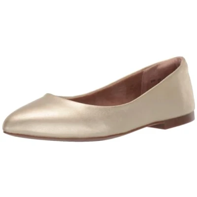 Immagine di Amazon Essentials Ballerine Basse a Punta Donna, Oro, 39.5 EU Larga